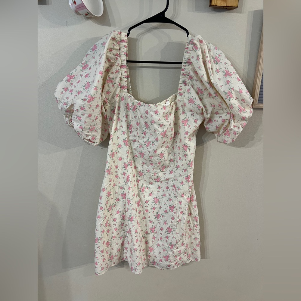 Lizard Thicket Mable floral puff sleeve dress